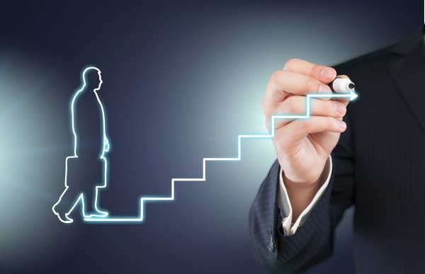 Başarılı Bir Kariyer Oluşturmak İçin 7 Strateji